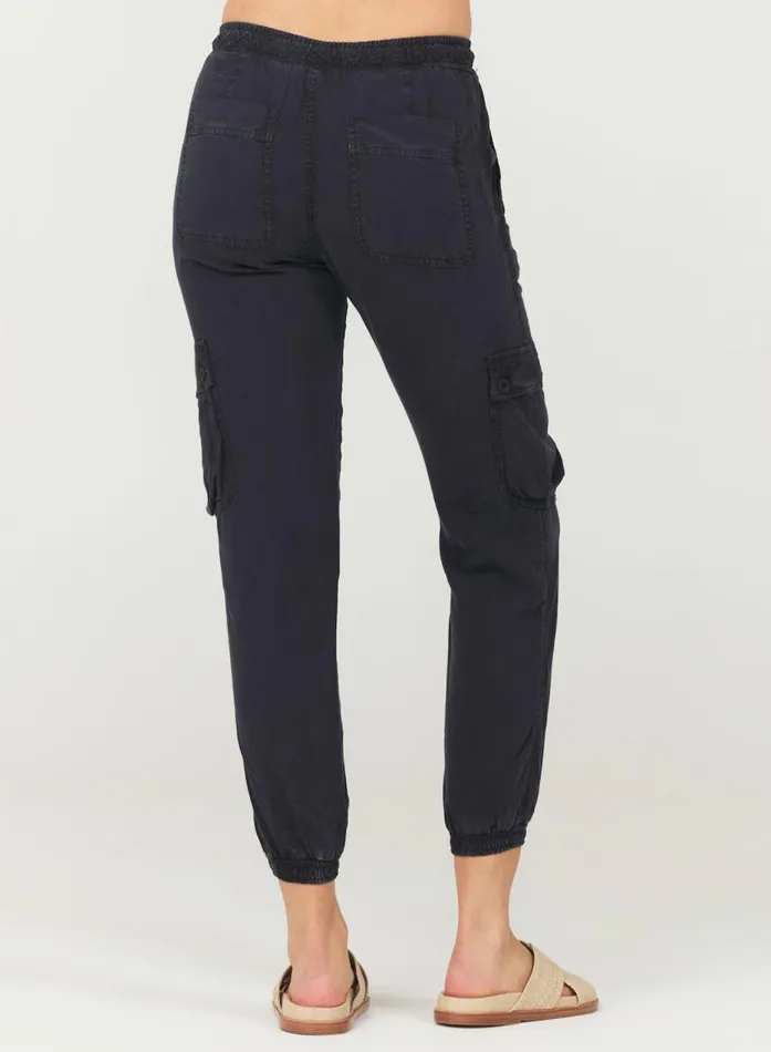 Bella Dahl Cargo Track Pants 8211 Black Women Joggers Bella Dahl Cargo Track Pants 8211 Black Women Joggers