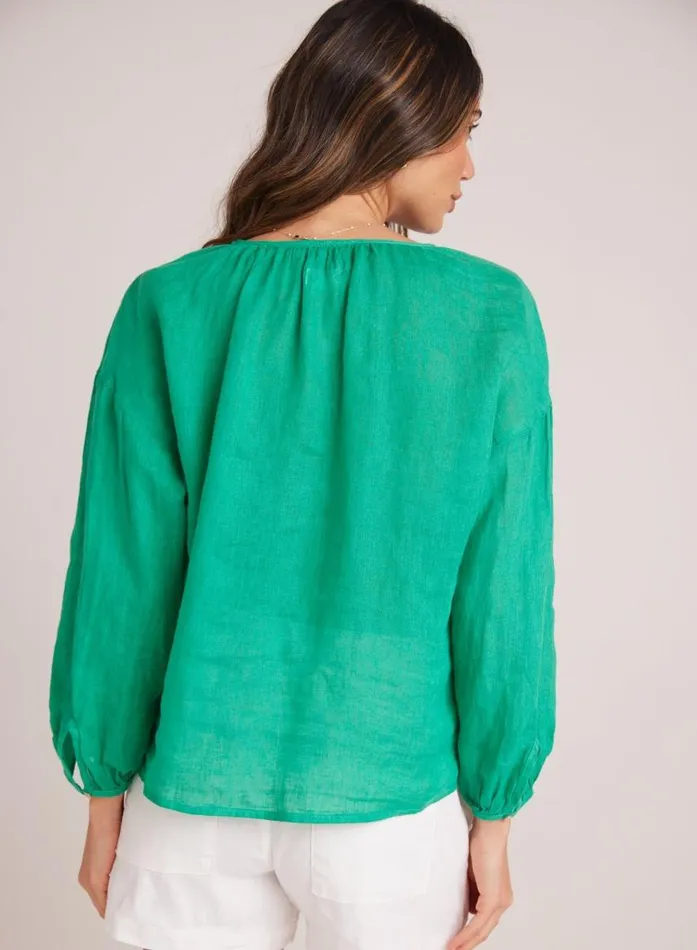 Bella Dahl Shirred Neck Blouse 8211 Tropical Green Women Long Sleeve Bella Dahl Shirred Neck Blouse 8211 Tropical Green Women Long Sleeve