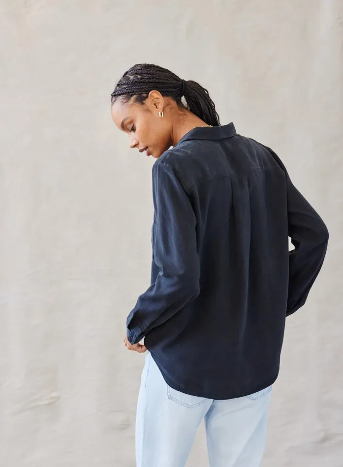 Bella Dahl Two Pocket Classic Button Down 8211 Vintage Black Women Long Sleeve Bella Dahl Two Pocket Classic Button Down 8211 Vintage Black Women Long Sleeve