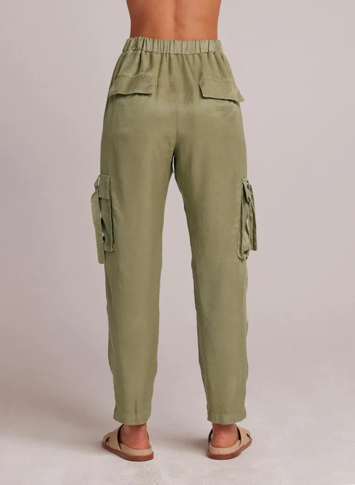 Bella Dahl Zephyr Tie Pocket Utility Pant 8211 Khaki Army Women Pants Bella Dahl Zephyr Tie Pocket Utility Pant 8211 Khaki Army Women Pants