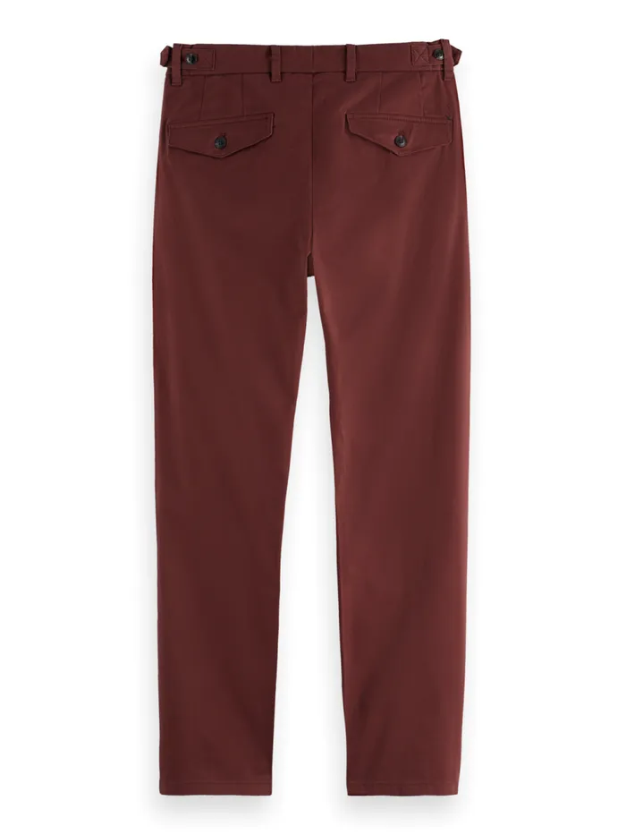 BLAKE 8211 PLEATED SATINE CHINO Rich Mahogany Men Scotch and Soda Pants