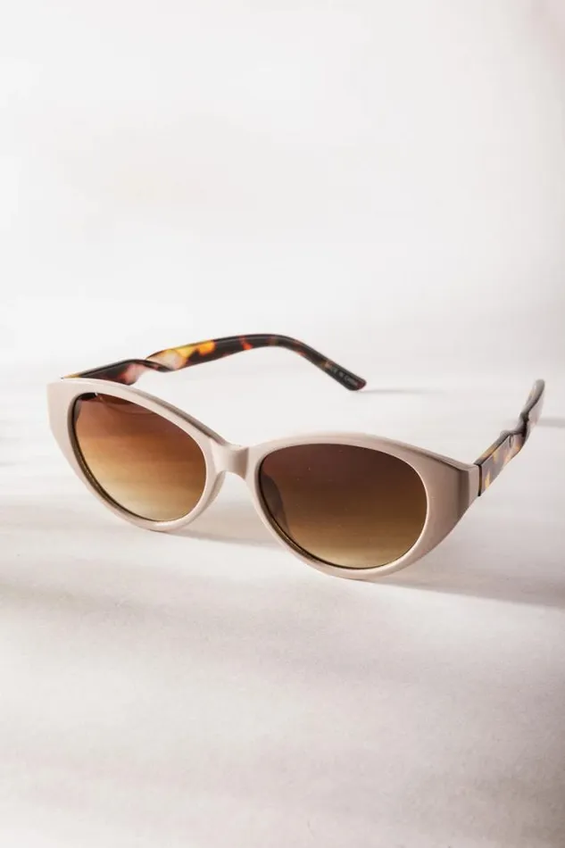 Bohme Sunglasses Cameron Sunglasses In Cream Cream 8211 Women