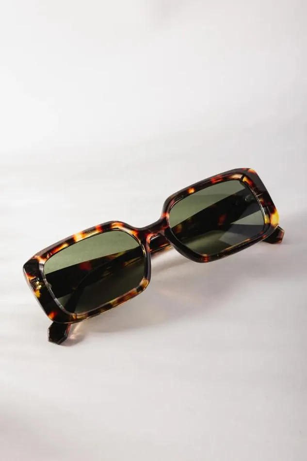 Bohme Sunglasses Lauryn Sunglasses In Tortoise Tortoise 8211 Women