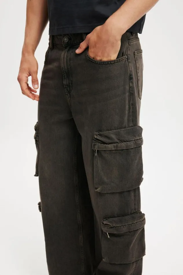 Cotton On Jeans Super Baggy Jean Cargo Downtown Black 8211 Men Cotton On Jeans Super Baggy Jean Cargo Downtown Black 8211 Men