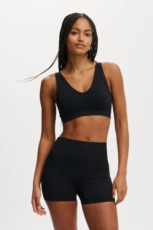Cotton On ShortsandSkirts Seamless Pocket Shortie Short Core Black 8211 Women Cotton On ShortsandSkirts Seamless Pocket Shortie Short Core Black 8211 Women