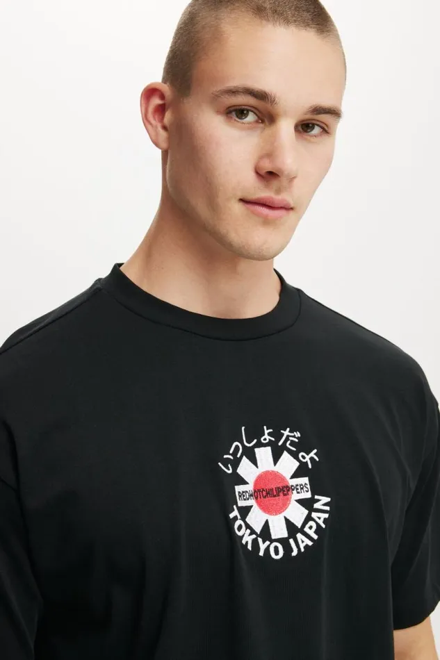 Cotton On Tees and Tanks Box Fit Premium Music TShirt Lcn Mt Black Rhcp Tokyo 8211 Men Cotton On Tees and Tanks Box Fit Premium Music TShirt Lcn Mt Black Rhcp Tokyo 8211 Men