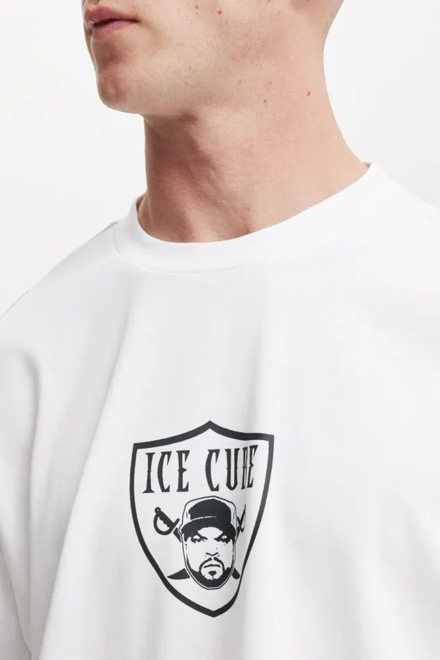 Cotton On Tees and Tanks Box Fit Premium Music TShirt Lcn Mt White Ice Cube 8211 Shield Logo 8211 Men Cotton On Tees and Tanks Box Fit Premium Music TShirt Lcn Mt White Ice Cube 8211 Shield Logo 8211 Men