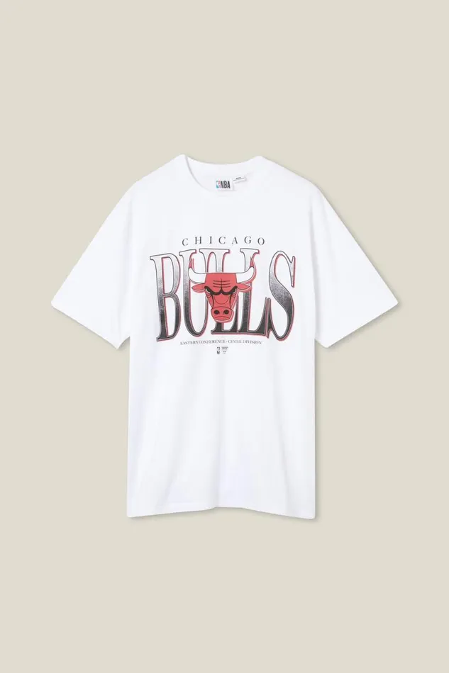 Cotton On Tees and Tanks Loose Fit Nba TShirt Lcn Nba Whitechicago Bulls 8211 Lock Up 8211 Men Cotton On Tees and Tanks Loose Fit Nba TShirt Lcn Nba Whitechicago Bulls 8211 Lock Up 8211 Men