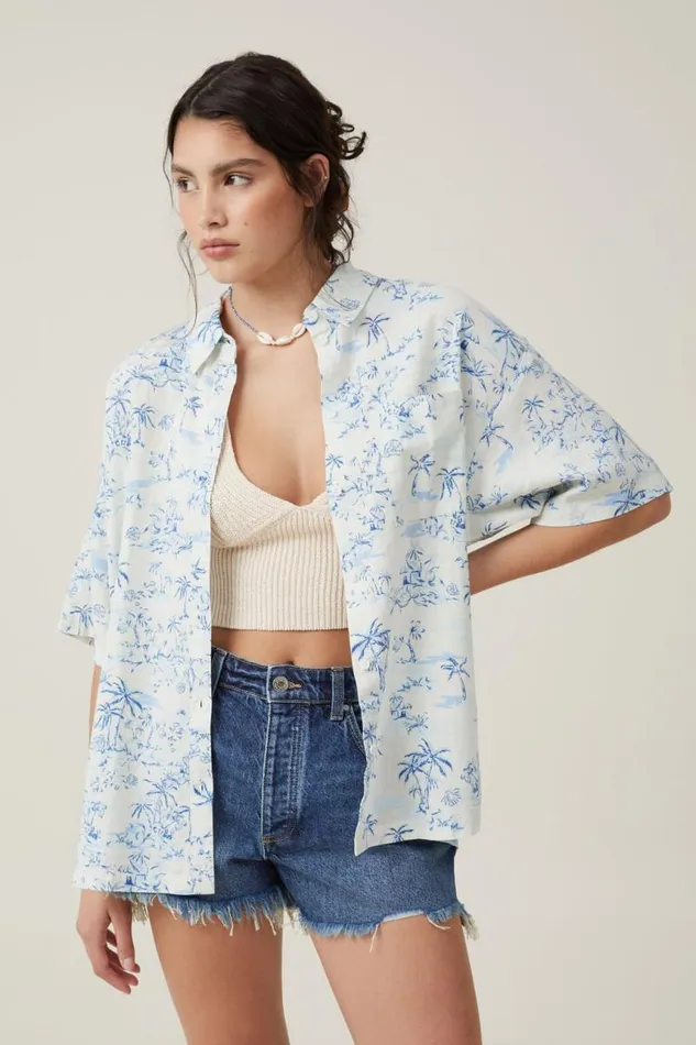 Cotton On Tops Haven Short Sleeve Shirt Tropical Toile Pacific Blue 8211 Women