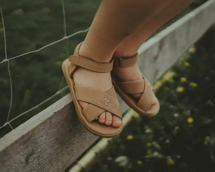 Donsje Amsterdam Sandals Girls Qotis Sandals Taupe Leather