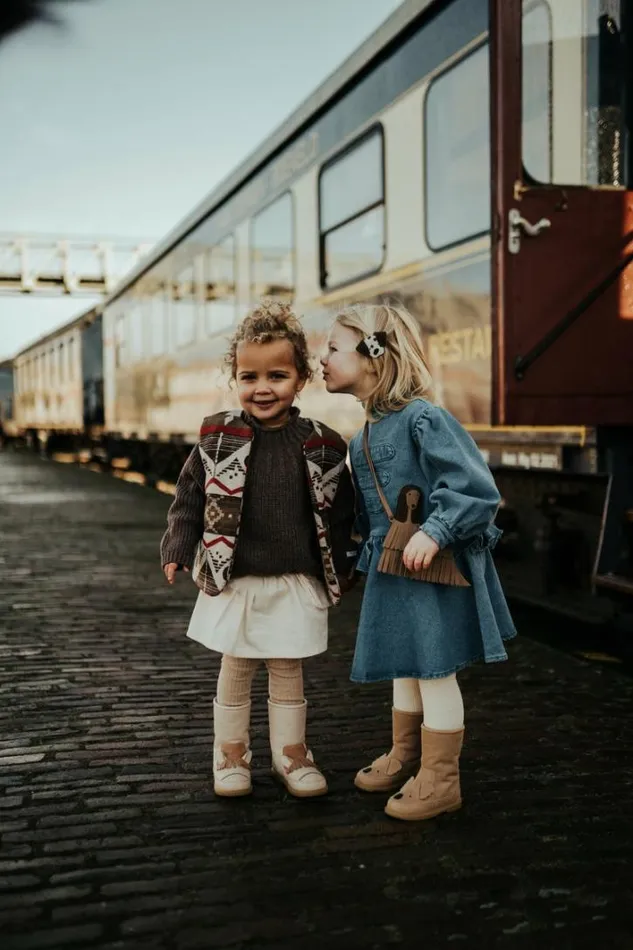 Donsje Amsterdam Sweaters and Cardigans Girls Dawi Sweater Espresso Melange