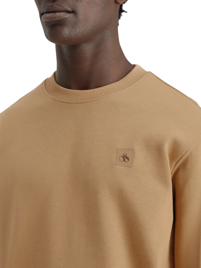 Essential Badge Crew Sweat Desert Sand Men Scotch and Soda Sweatshirts and Hoodies Essential Badge Crew Sweat Desert Sand Men Scotch and Soda Sweatshirts and Hoodies