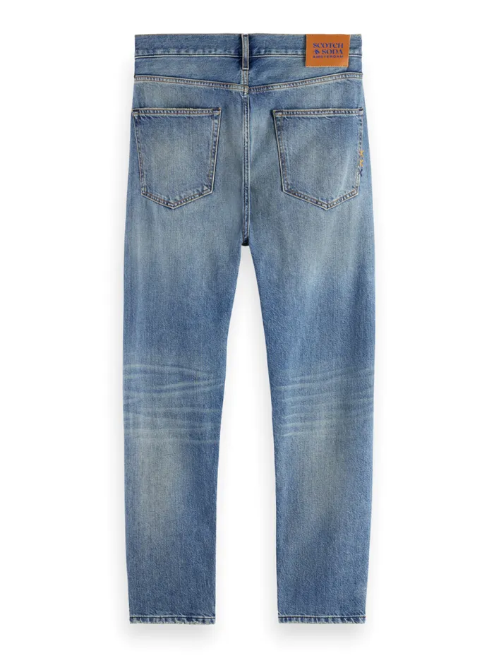 Essential DEAN LOOSE TAPERED JEAN BLUE NIGHTS Blue Nights Men Scotch and Soda Essentials Essential DEAN LOOSE TAPERED JEAN BLUE NIGHTS Blue Nights Men Scotch and Soda Essentials