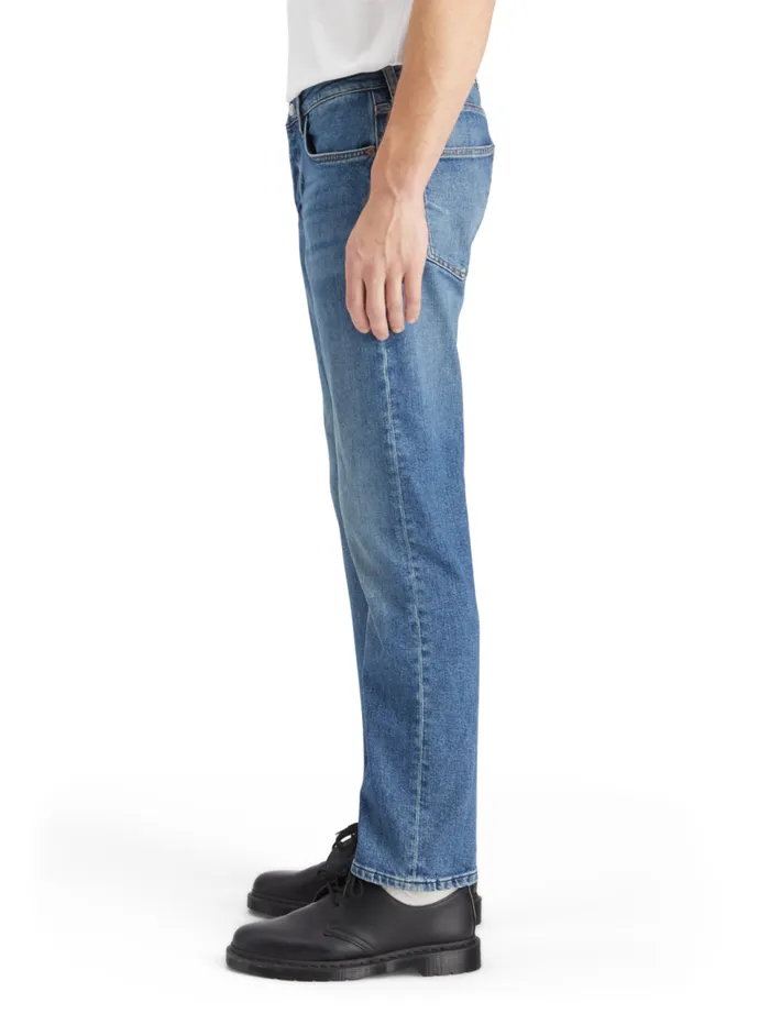 Essential THE ZEE STRAIGHT FIT JEANS BLUE MOVES Blue Moves Men Scotch and Soda Jeans Essential THE ZEE STRAIGHT FIT JEANS BLUE MOVES Blue Moves Men Scotch and Soda Jeans