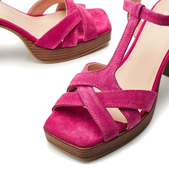 Heeled Sandals Women Moda In Pelle Quinnie Raspberry Suede