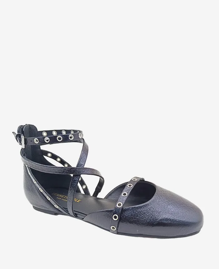 Kenneth Cole Flats and Loafers Women Mason Strappy Stud Flat Black Kenneth Cole Flats and Loafers Women Mason Strappy Stud Flat Black