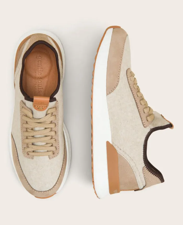 Kenneth Cole Sneakers Men GENTLE SOULS Laurence Stretch Lightweight Jogger Taupe Kenneth Cole Sneakers Men GENTLE SOULS Laurence Stretch Lightweight Jogger Taupe