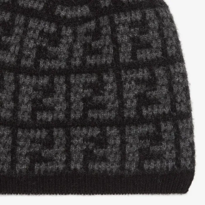 Man Black Cashmere Skullcap Black Fendi Hats and Gloves