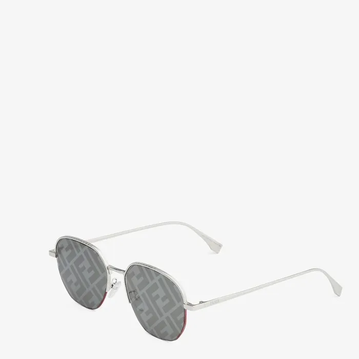 Man PalladiumColoured Sunglasses Fendi Sunglasses