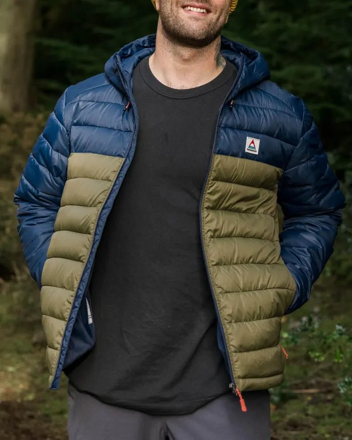 Men Jackets Passenger Roamer Recycled 20 Insulated Jacket Rich NavyKhaki Rich Navykhaki