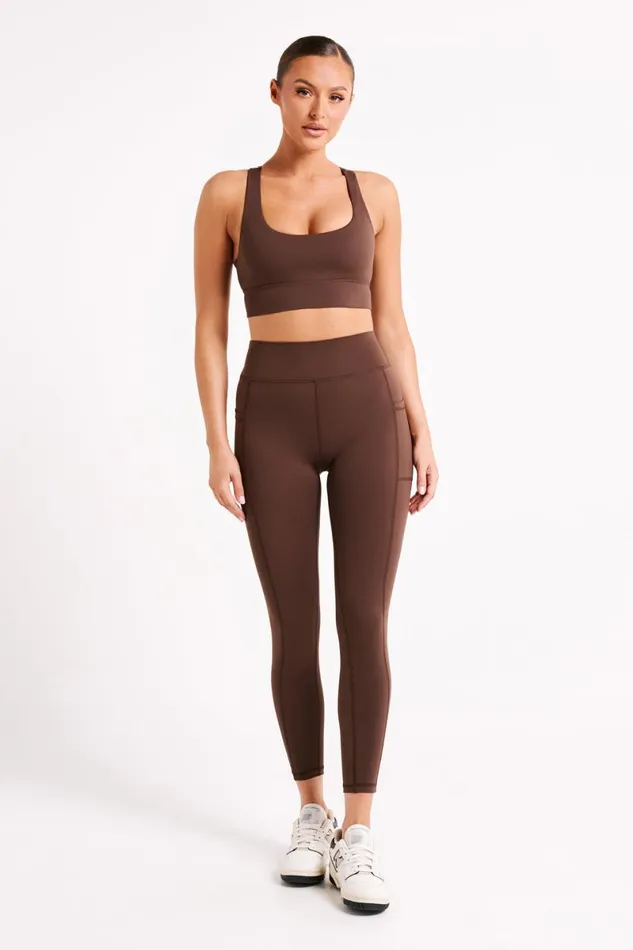 Meshki Activewear Briar V Back Leggings With Pockets 8211 Dark Chocolate Darkchocolate 8211 Women