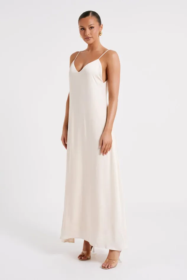 Meshki Maxi Dresses Beatrice Flowy Maxi Dress 8211 Sand Sand 8211 Women