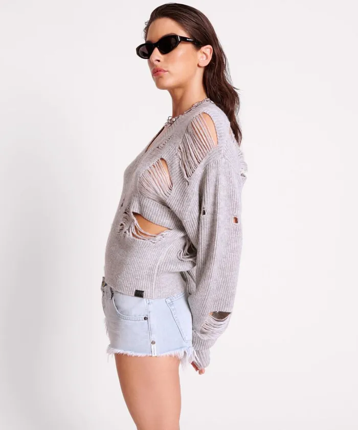 One Teaspoon Knitwear LADDERED VNECK DISTRESSED SWEATER 8211 Women One Teaspoon Knitwear LADDERED VNECK DISTRESSED SWEATER 8211 Women