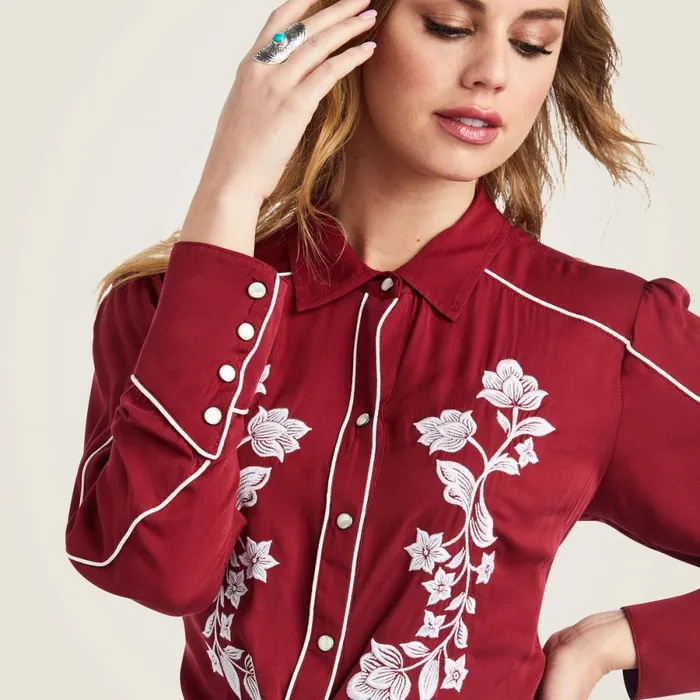 The City Top Rubaiyat Women Ariat TShirts and Tops The City Top Rubaiyat Women Ariat TShirts and Tops