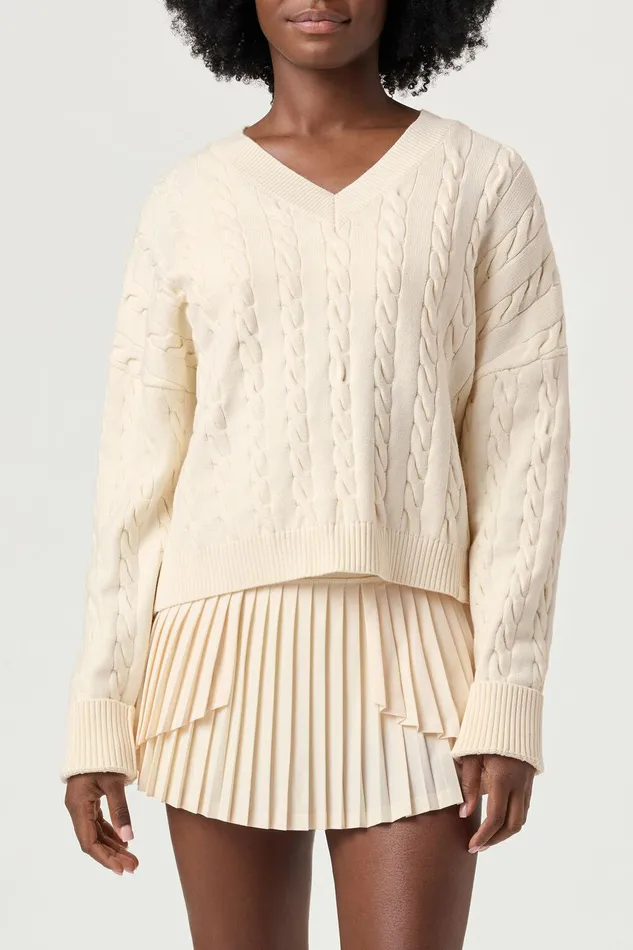 Tops and TShirts Women Fila Baseline Chunky VNeck Sweater 920 Gardenia Tops and TShirts Women Fila Baseline Chunky VNeck Sweater 920 Gardenia