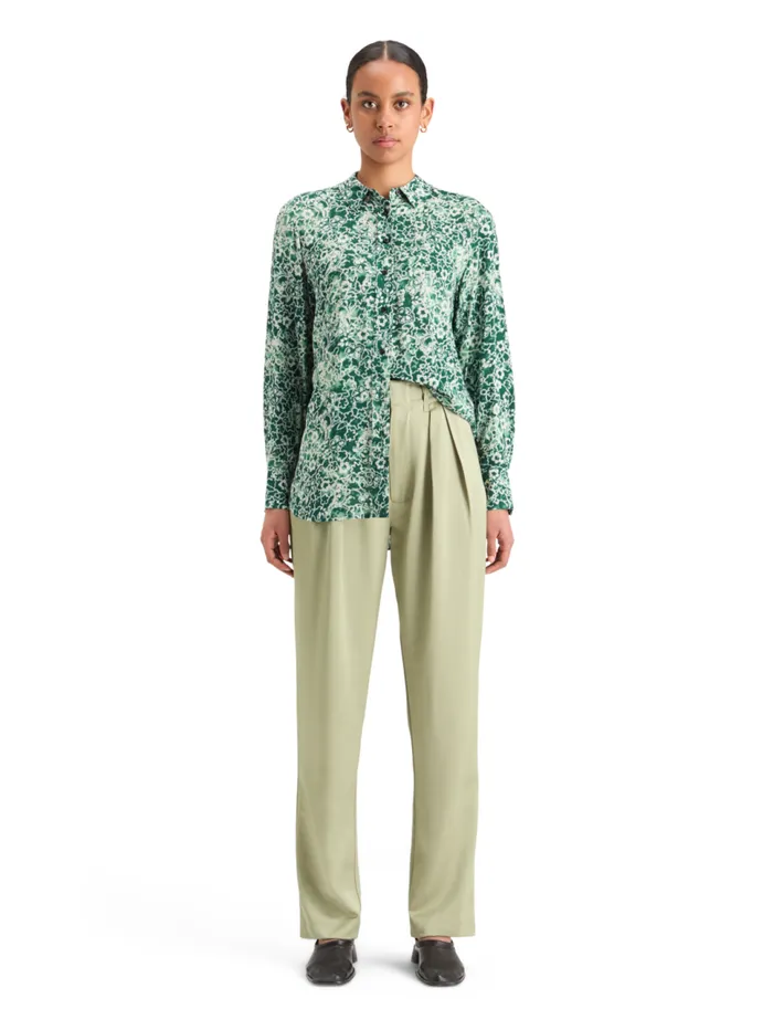 VISCOSE PRINTED RELAXED FIT SHIRT Shibori Floral Green Women Scotch and Soda Blouses and Shirts VISCOSE PRINTED RELAXED FIT SHIRT Shibori Floral Green Women Scotch and Soda Blouses and Shirts