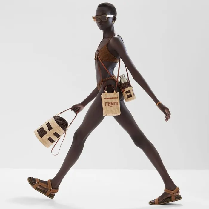 Woman Natural Straw And Ff Fabric Bag Beige Fendi Bucket Bags