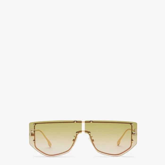 Woman Shield Sunglasses With TwoTone Gradient Lenses Fendi Sunglasses