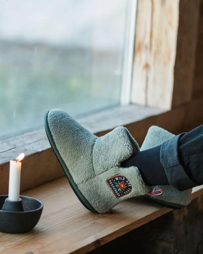 Women Footwear Passenger Hideaway Hut Slipper Pistachio Pistachio