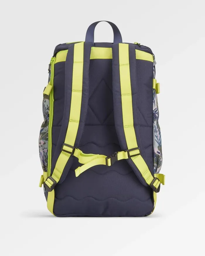 WomenMen Backpacks and Bags Passenger Boondocker Recycled 26L Backpack Abstract Seaweed Pistachio Abstract Seaweed Pistachio
