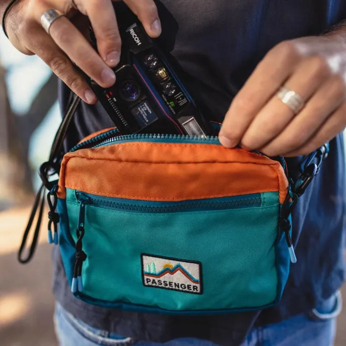 WomenMen Backpacks and Bags Passenger Mainland Recycled Hip Pack Multi Colour Multi Colour