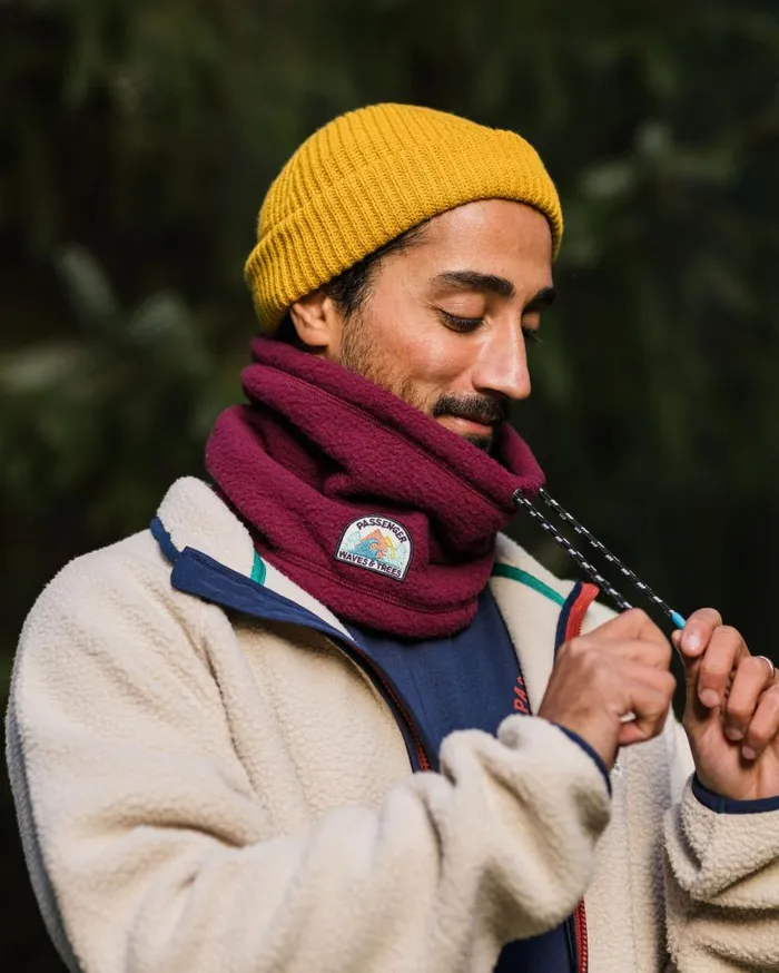 WomenMen Beanies Passenger Mulled Recycled Sherpa Fleece Snood Wine Wine